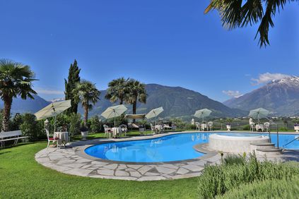 Bilder Vom Hotel Lagrein Schenna Bei Meran In Sudtirol
