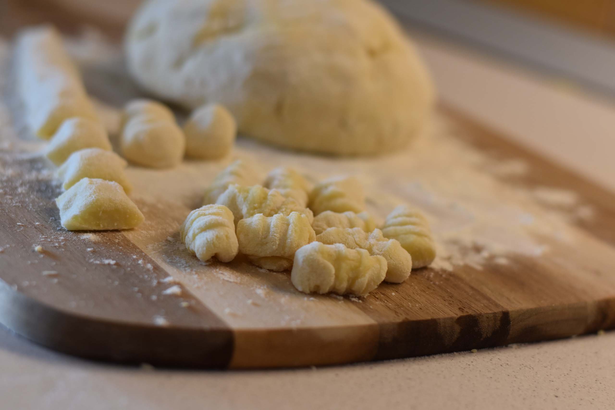 Gnocchi con noci e ricotta